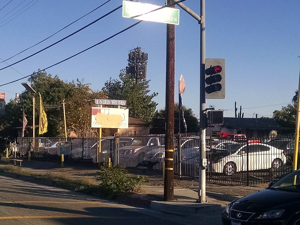 1st image of 1533 W 5th St