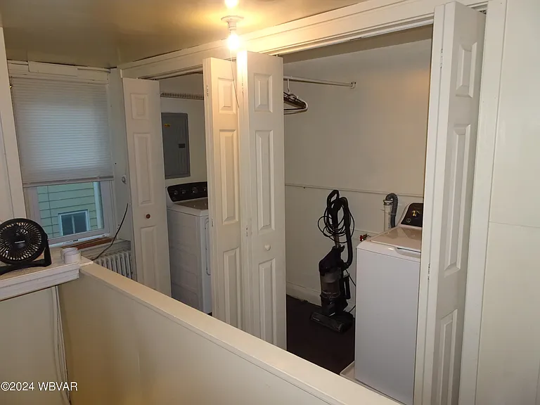323 Cherry St — Photo 10