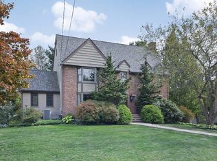 154 Harrington Rd, Waltham, MA 02452