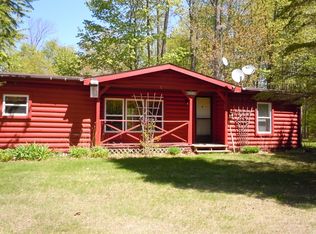 11539 Ellis Rd, Levering, MI 49755