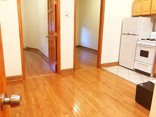 Rented by NY Space Finders Inc. | media 17