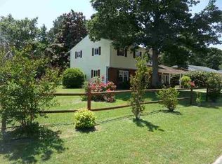 2806 Country Club Rd, Jacksonville, NC 28546