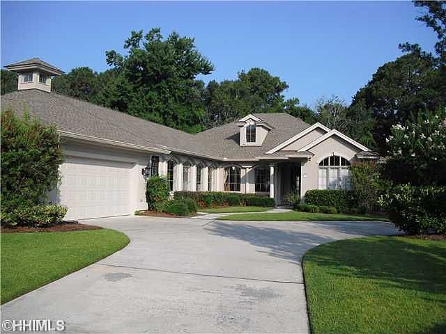 1st image of 14 Manor Court Ln
