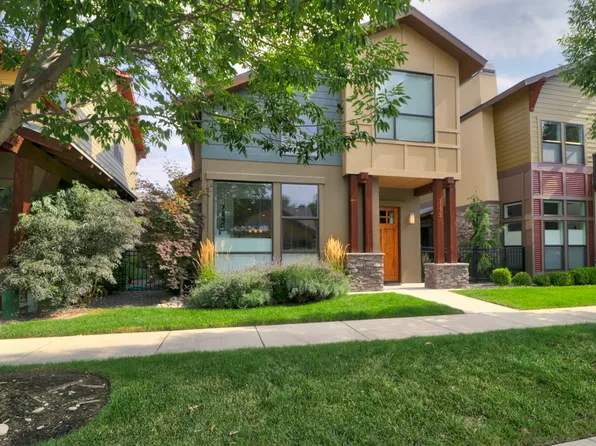 1172 E Lone Shore Dr #1, Eagle, ID 83616