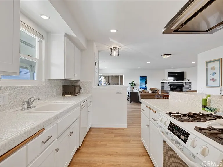 2091 Circle Dr — Photo 6