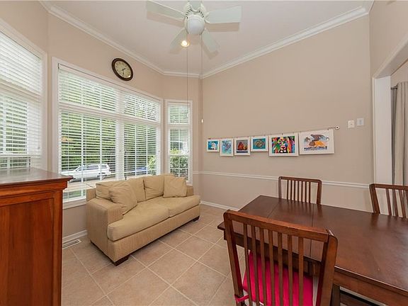4th image of 415 Dunbar Ln