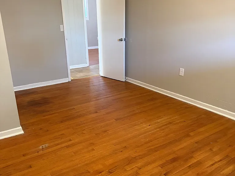 625 Ledbetter Rd — Photo 5