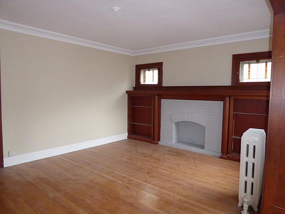 2nd image of 4842 N Saint Louis Ave #1