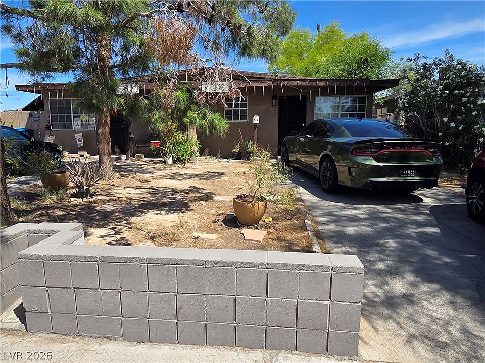 2nd image of 3302 Thomas Ave