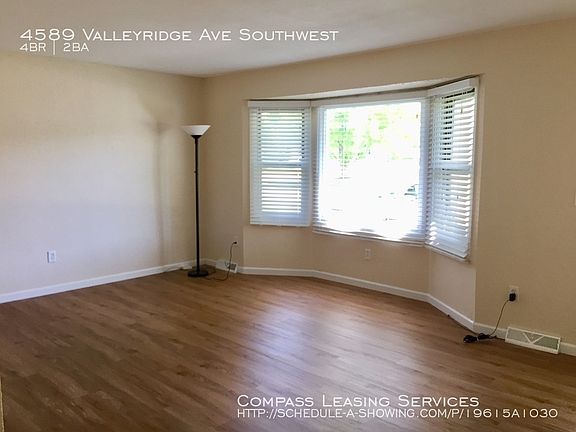 3rd image of 4589 Valleyridge Ave SW