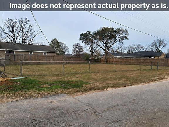5th image of 206 1st St