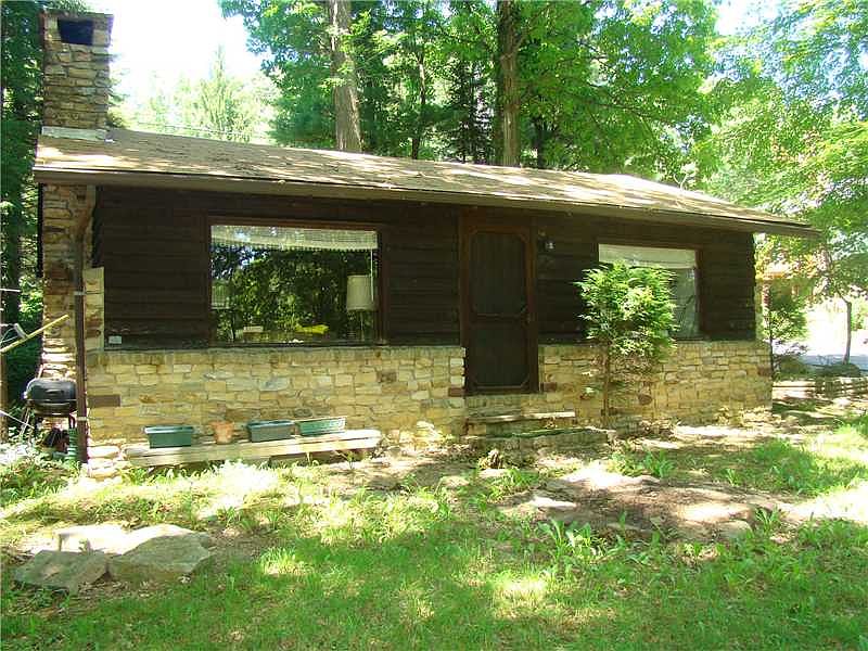 1st image of 1036 Causeway Dr