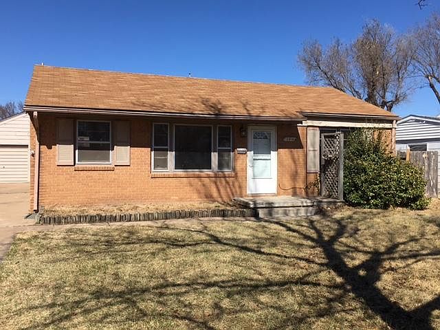 2310 W Greenfield