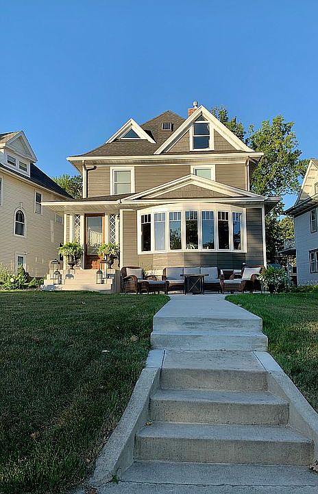 1st image of 445 Lakeview Blvd