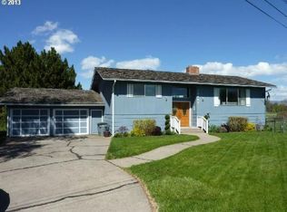 10807 S D St, Island City, OR
