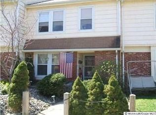 114 Colony Cir, Lakewood, NJ
