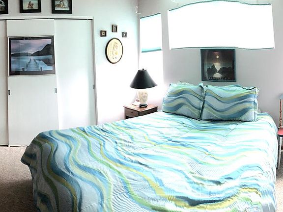 2nd image of Ocean Breeze Walk