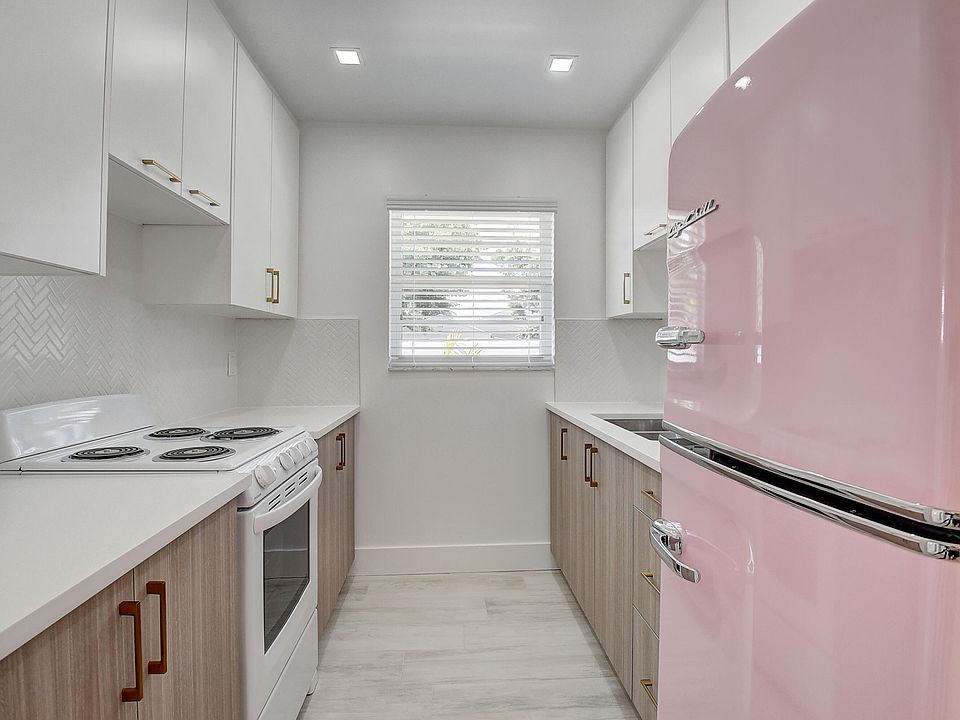 1st image of 502 N H Street #1-4
