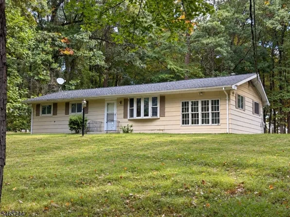 81 Woolf Rd, Alexandria Twp., NJ 08848