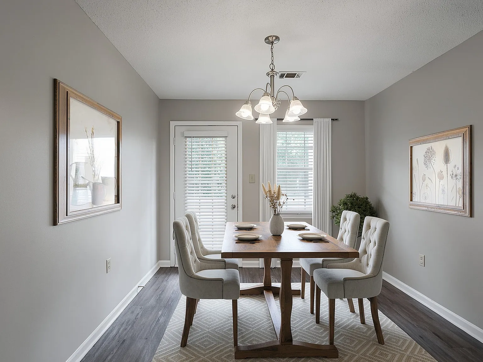 Villages at Spring Hill Apartments — Photo 3