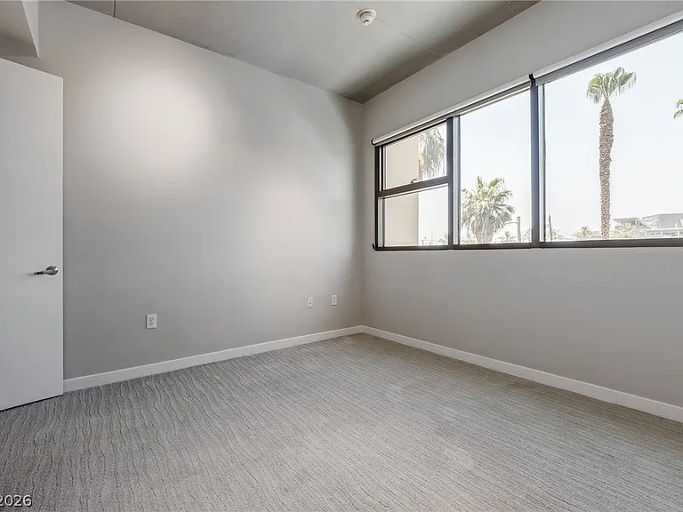 353 E Bonneville Ave #123 — Photo 15