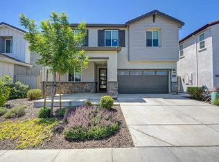 8033 Oxbow Landing Loop, Roseville, CA 95747