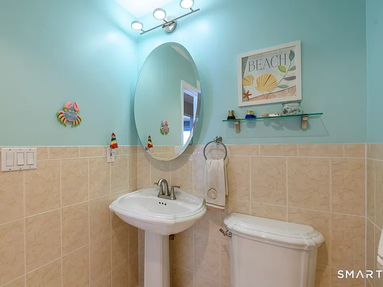 72 Cosey Beach Ave #3 — Photo 39