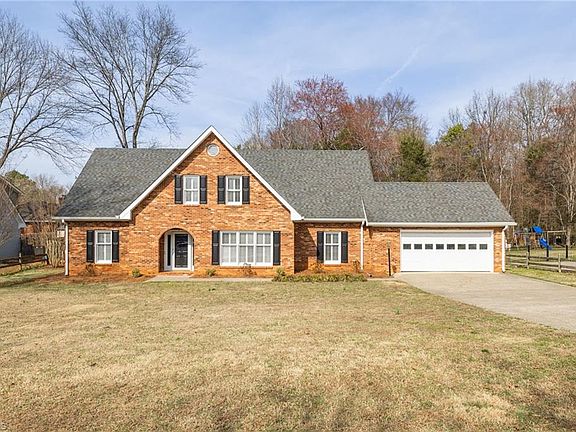 2nd image of 217 McTavish Ln
