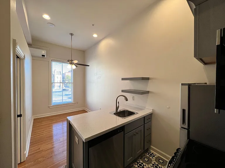 904 Scott St #1 — Photo 25