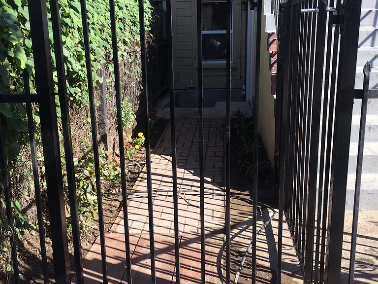 1100 Campbell St #1100 — Photo 21