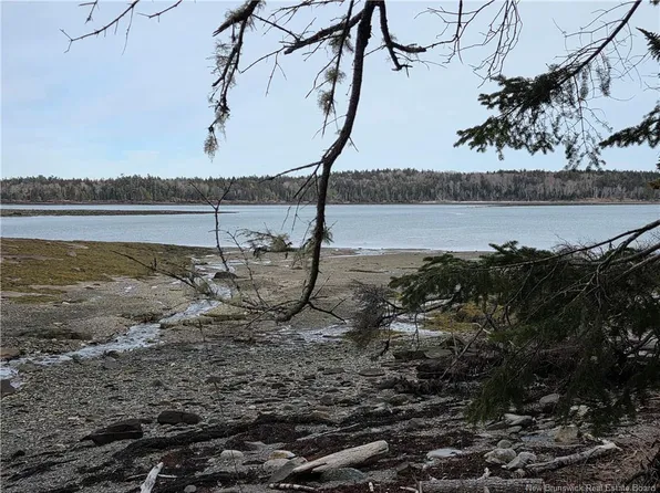 LOT Bayview Blvd, Saint Andrews, NB E5B 3G6