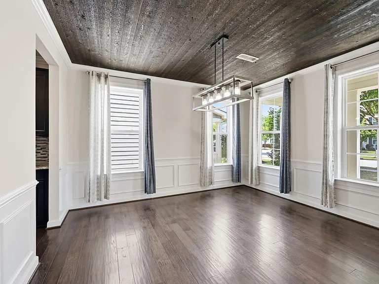 304 Atwood Dr — Photo 39