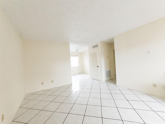 4th image of 5870 NW 16th Place