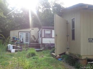 2407 Watts St, Morganton, NC 28655