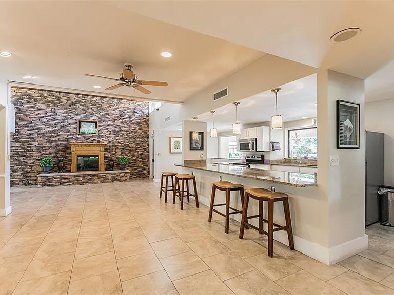 900 Cove Cay Dr #5F — Photo 79