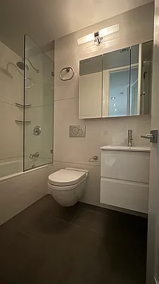 Rented by Highline Residential | media 137