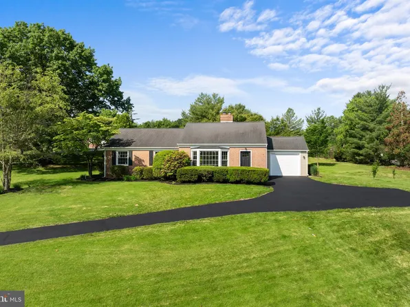 285 W 3rd Ave, Collegeville, PA 19426