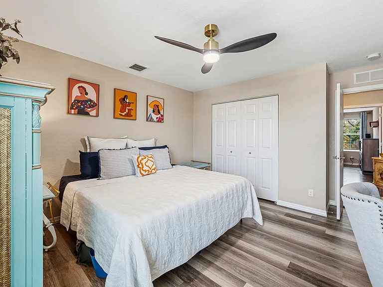 10652 Ivanhoe Ln — Photo 38