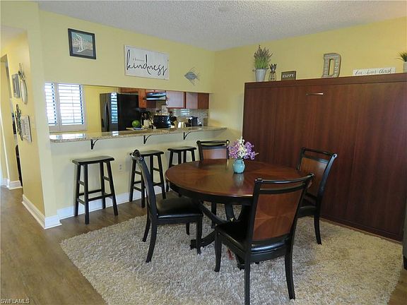 3rd image of 5725 Gage Ln APT 102E