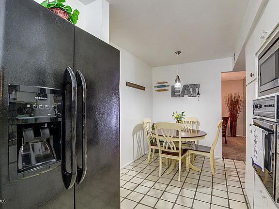 4th image of 4215 W Carol Ave