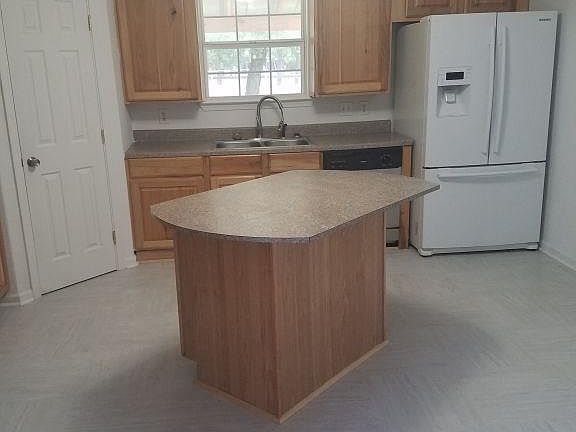 4th image of 156 Cortez Dr