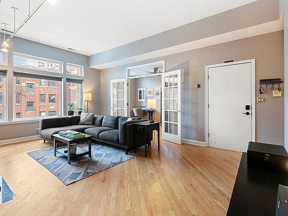 5th image of 625 W Patterson Ave APT 2W