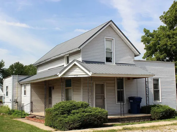 112 N Main St, Otterbein, IN 47970