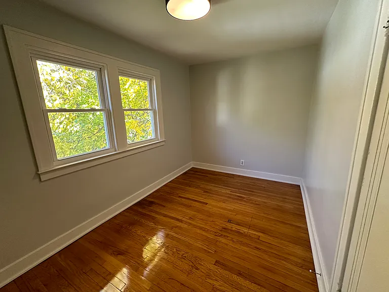 385 Vester St #2 — Photo 7