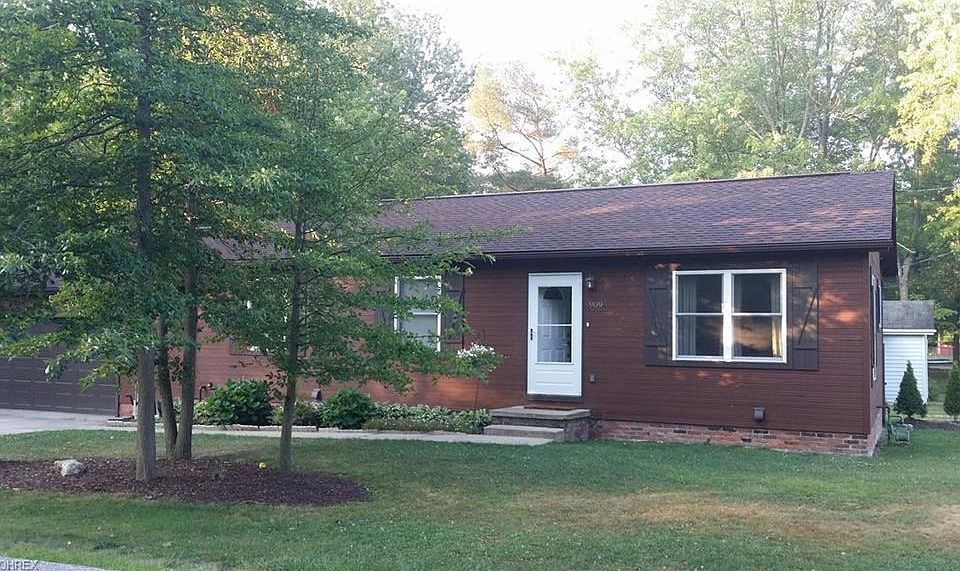 1st image of 909 Dora Ln