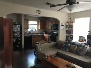 2405 E 9th St #B, Austin, TX 78702