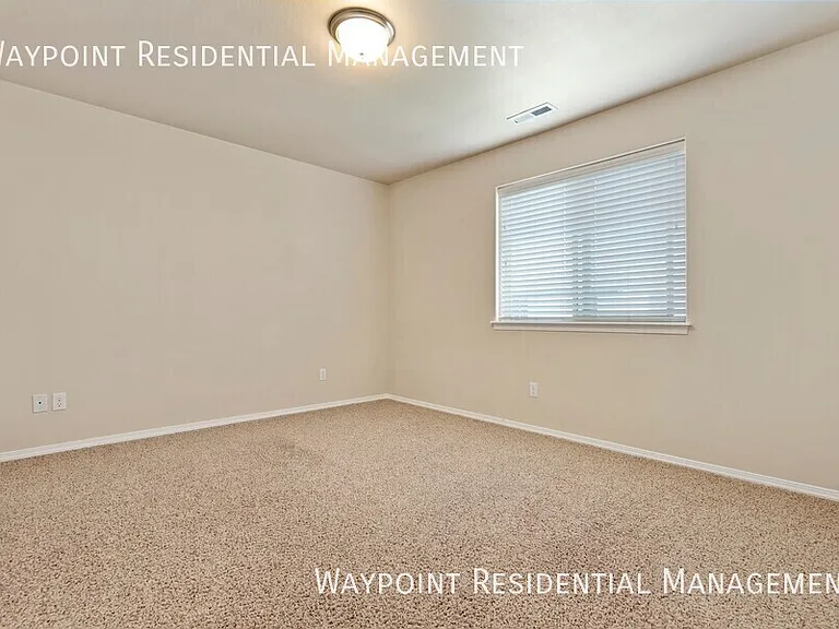 8786 Pine Nut Ln — Photo 23