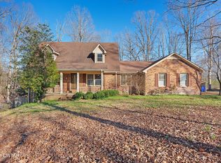 105 E Cagle Dr, Savannah, TN 38372