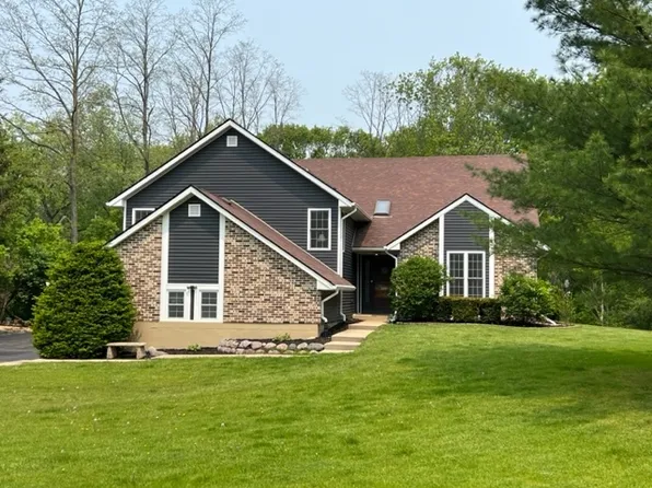 11938 Fox River Rd, Twin Lakes, WI 53181