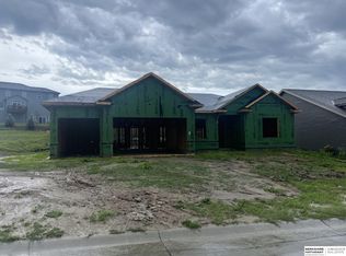 8018 S 184th Ter, Omaha, NE 68136